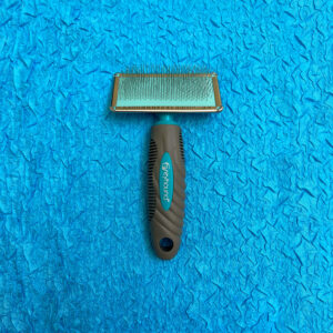 Medium 15 mm Greyhound Pro Slicker Brush